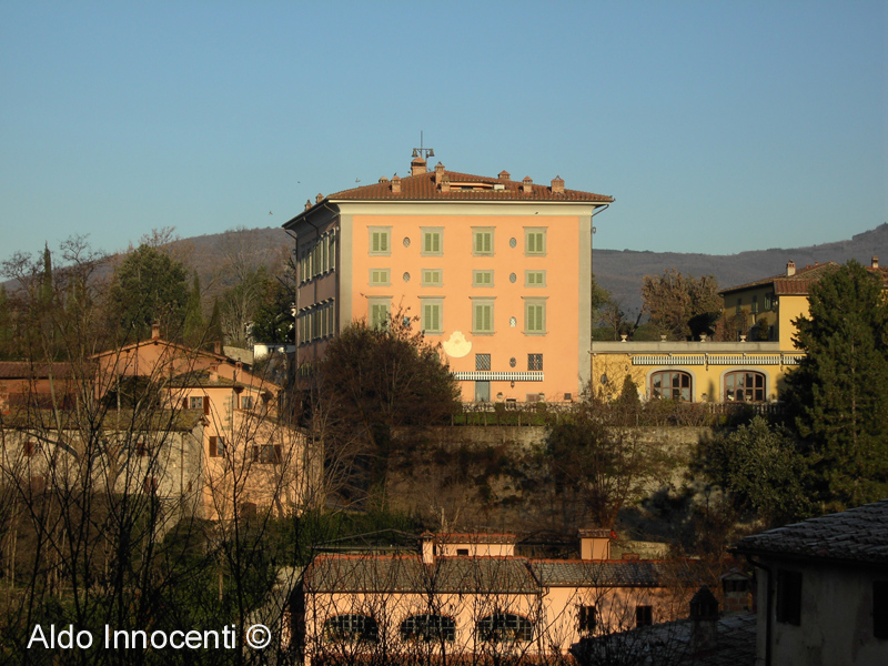 LA VILLA SAVOIA ORA PROPIETA' FERRAGAMO AL BORRO